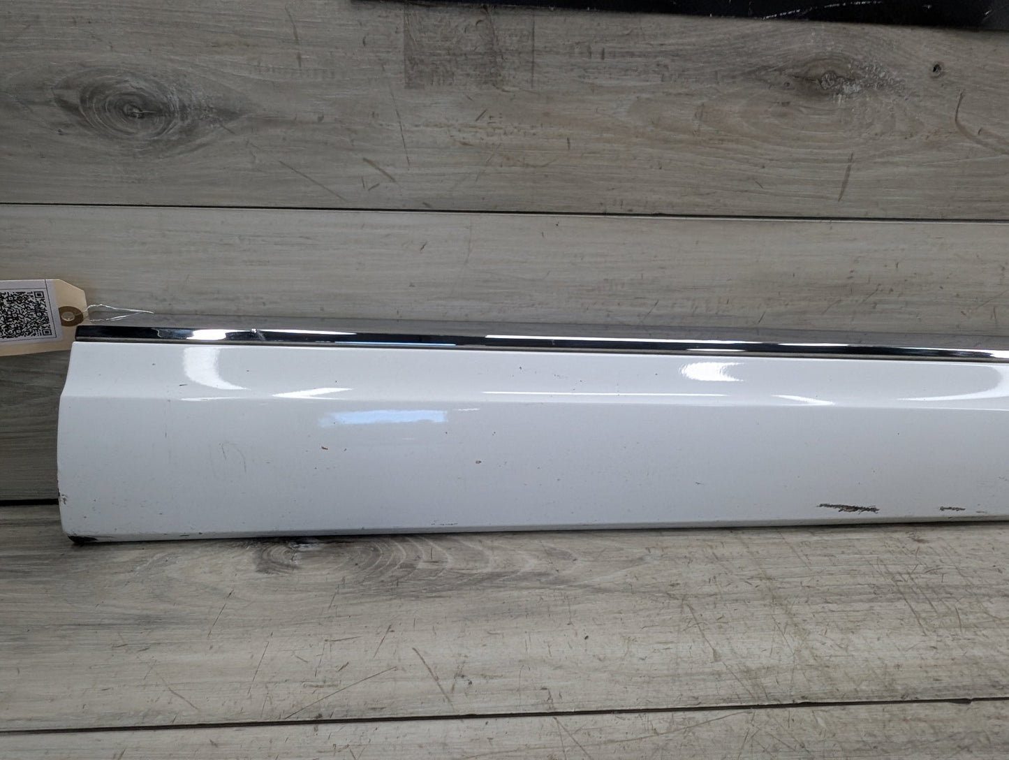 2009 - 2017 Audi Q5 8R Front Right Passenger Exterior Door Trim Molding 8R0853960L EA888