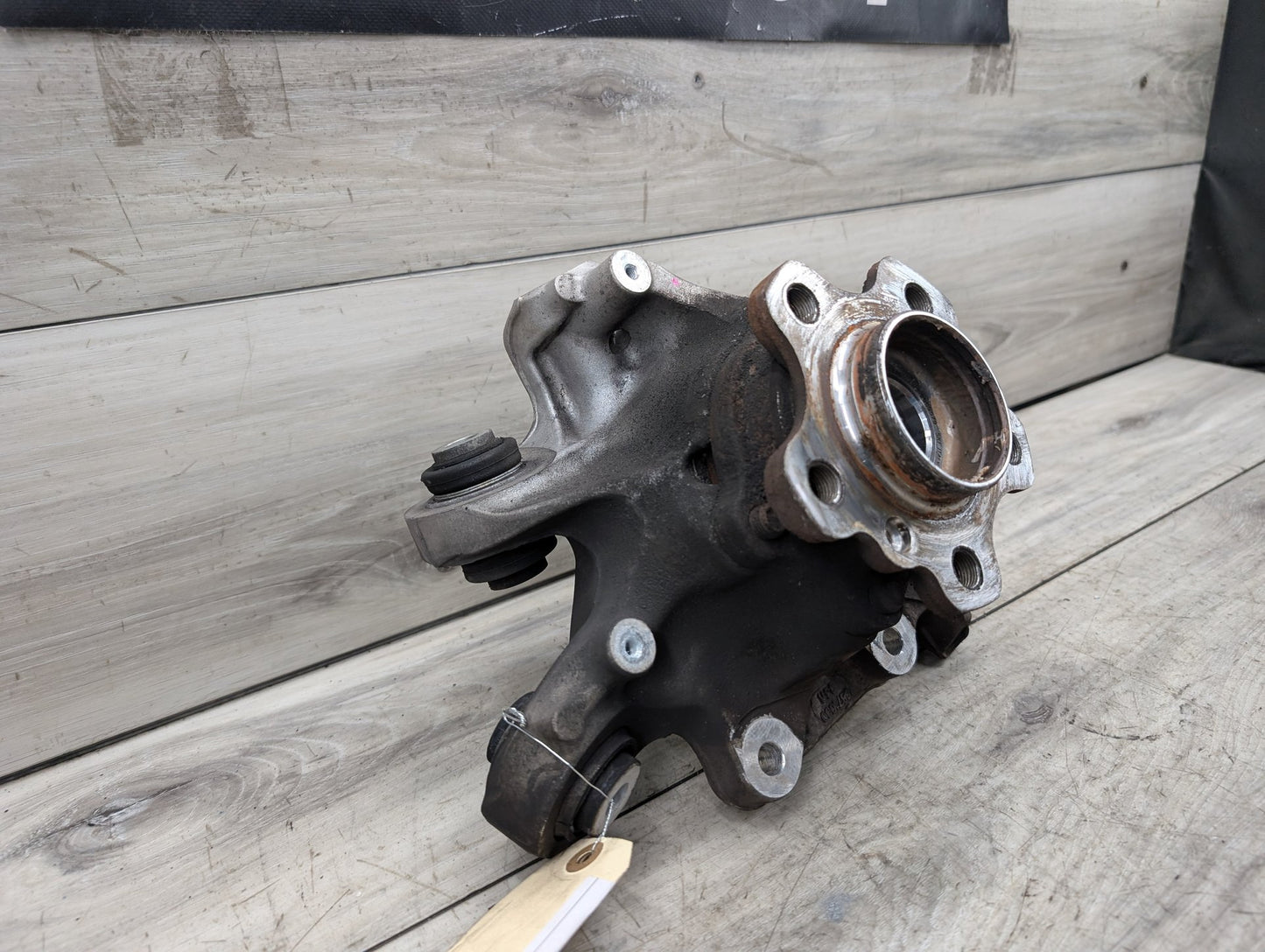 OEM BMW G01 X3 30i 30iX M40iX REAR Right Passenger Knuckle Hub Spindle Bearing