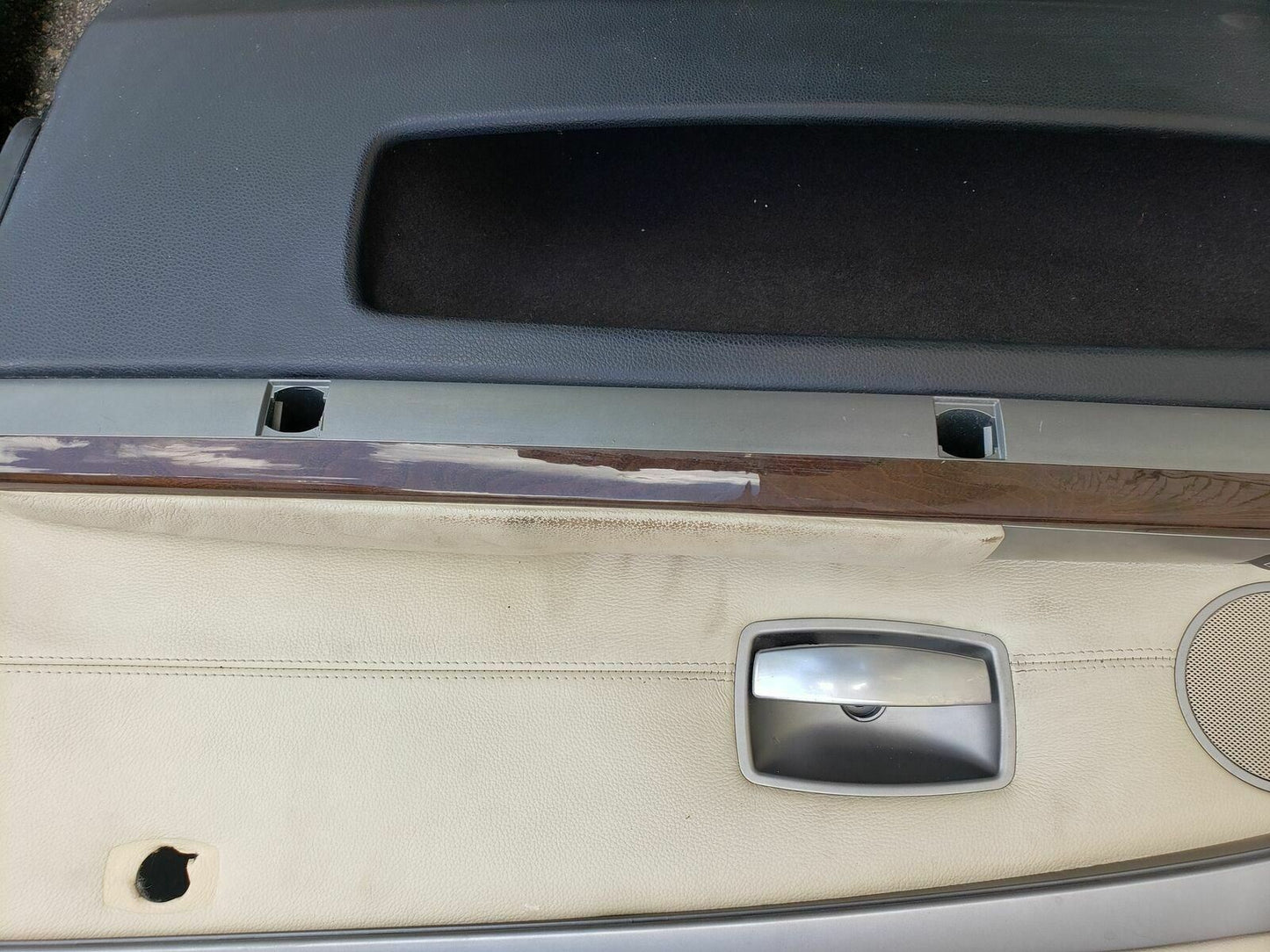 2007 BMW 750li Rocker Panel Passenger Side  E66 Series