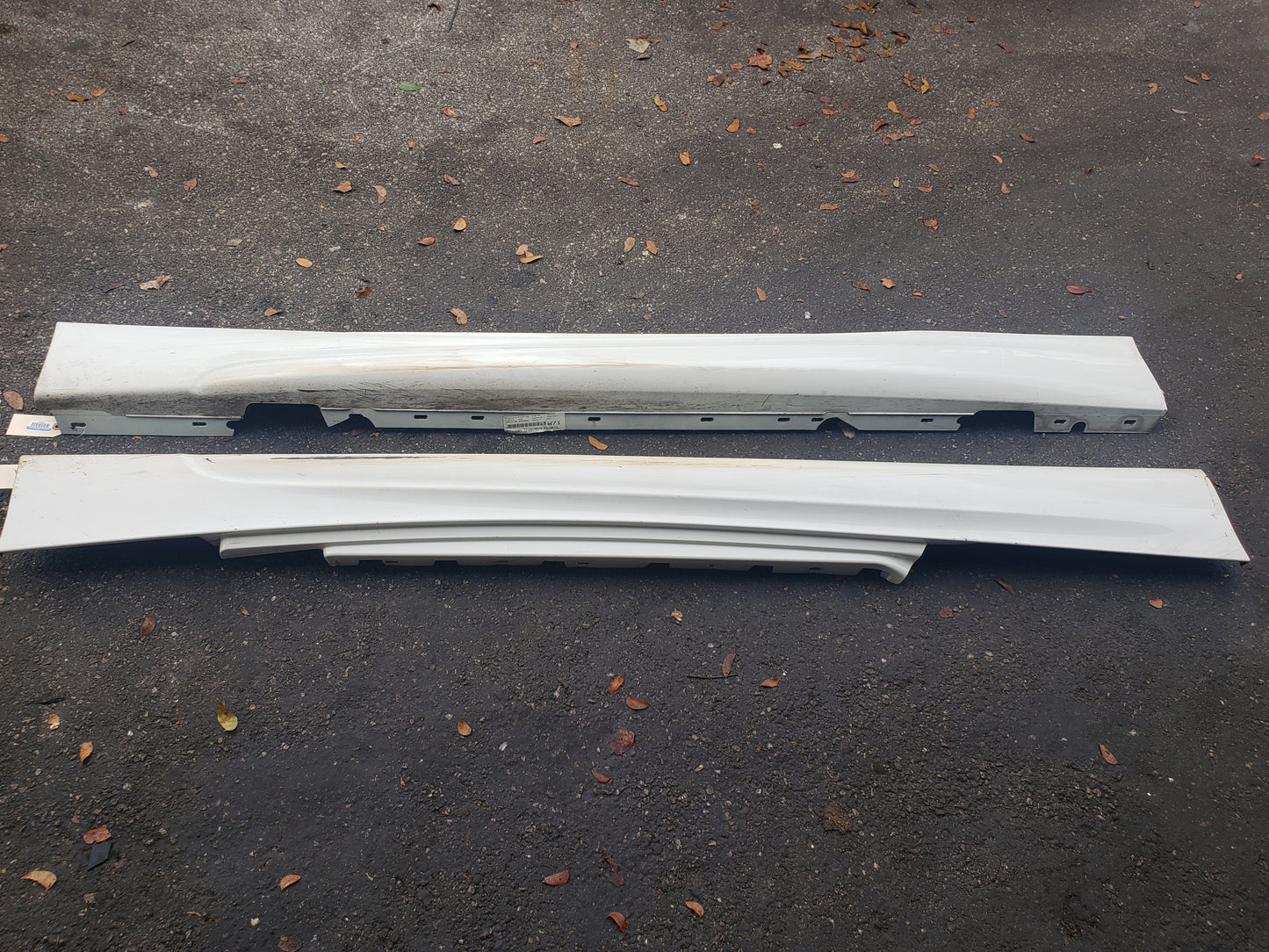 BMW 11-13 E82 135i Rocker Panel Side Skirt SET LCI