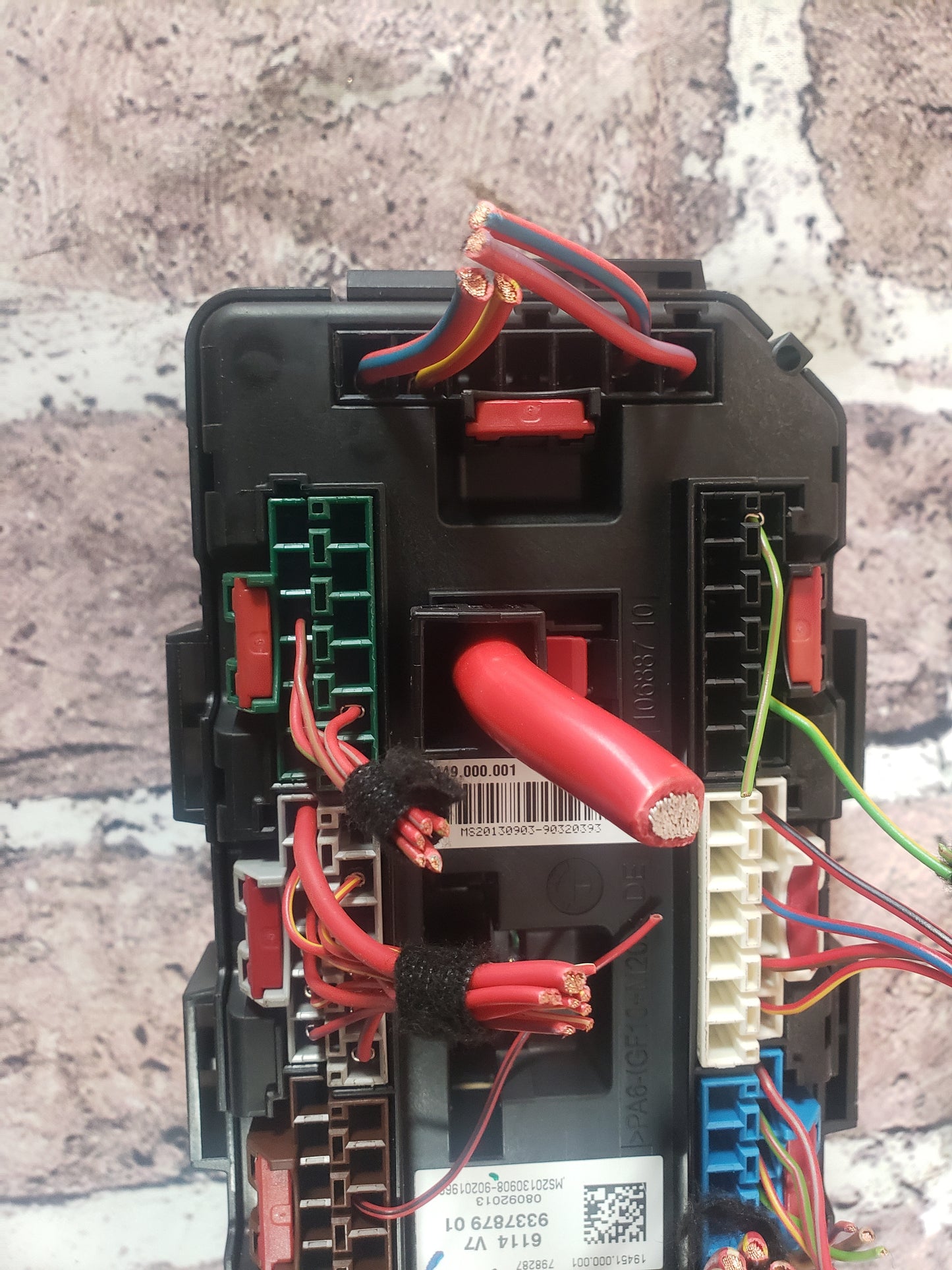 BMW 12-15 F30 328xi Power Distribution Fuse Relay Box Module Pre LCI