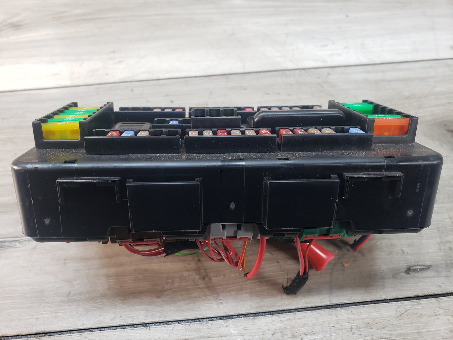 BMW 14-17 F32 430I XDRIVE Front Power Distribution Fuse Relay Box Module Pre LCI