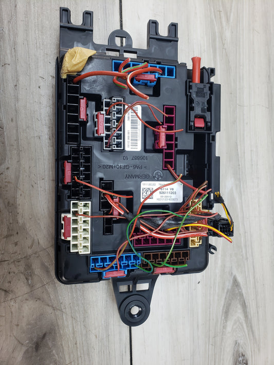 BMW 12-15 F30 335xi Power Battery Junction Distribution Fuse Relay Box Pre LCI