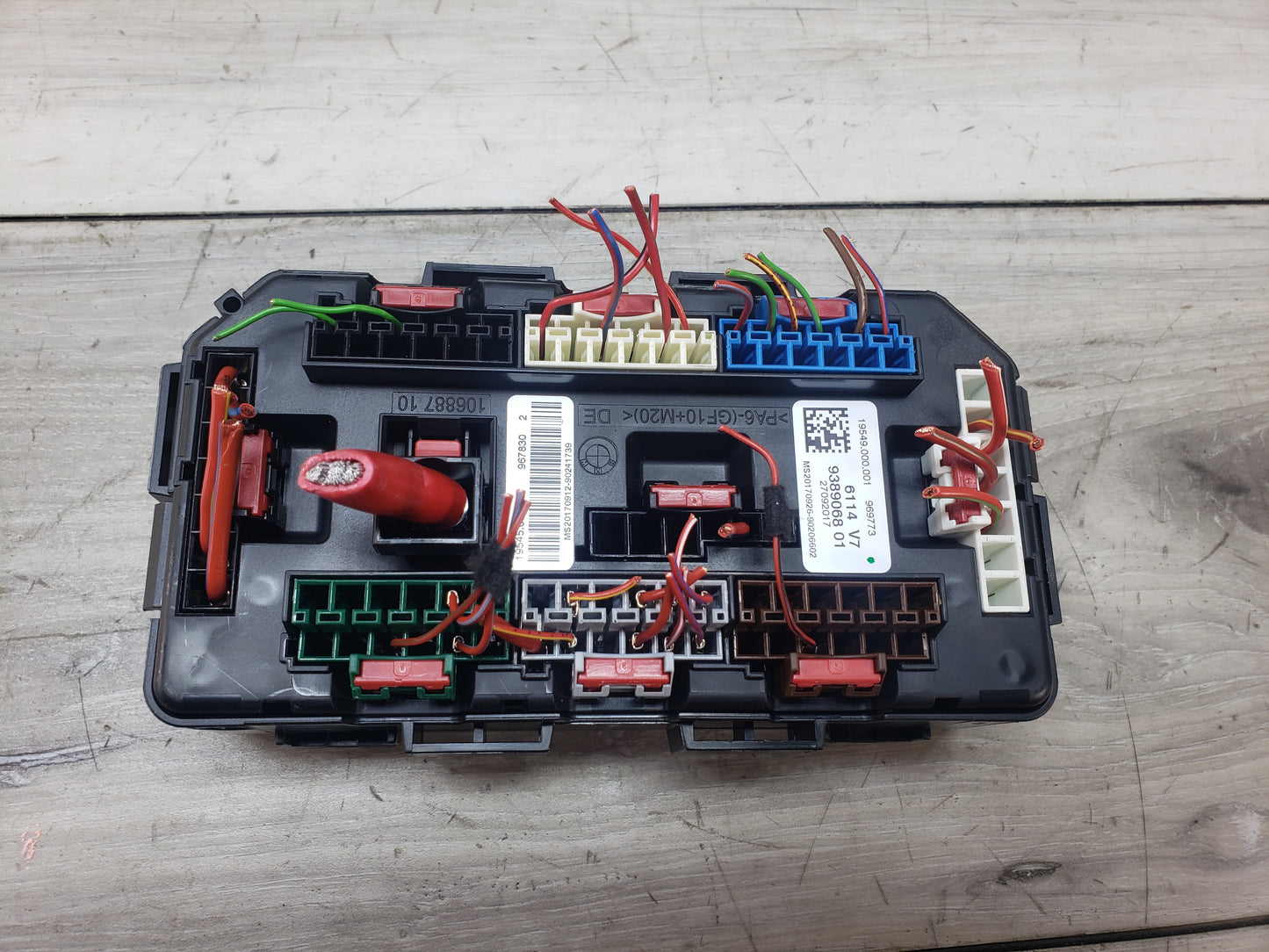 BMW 18-20 F22 M240xi Fuse Relay Power Distribution Box Unit LCI