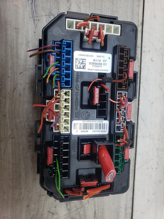 BMW 18-20 F22 M240xi Fuse Relay Power Distribution Box Unit LCI