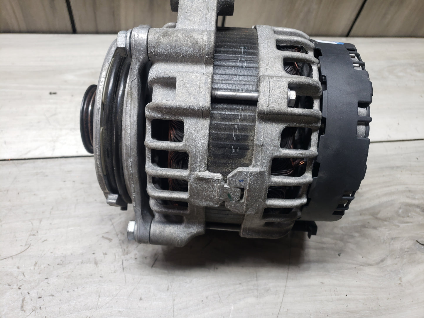 12-20 OEM BMW F22 F23 F30 F32 F33 F36 Engine B58 Alternator Generator 180A