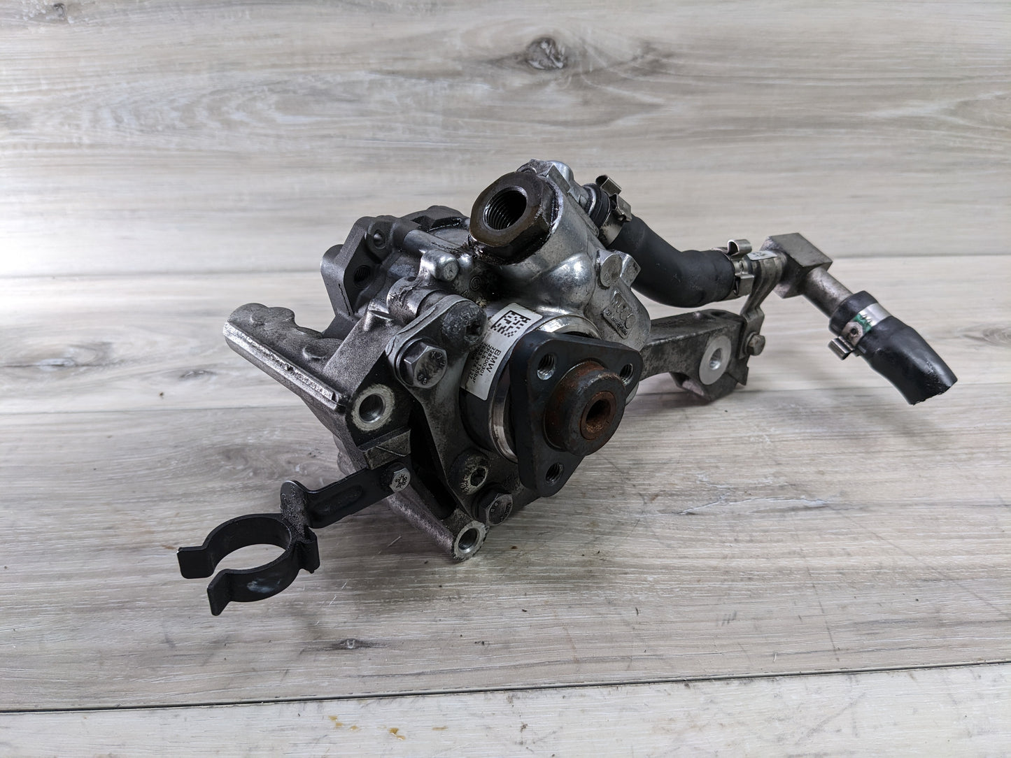 BMW 07-10 E93 M3 Power Steering Fluid Pump Pre LCI