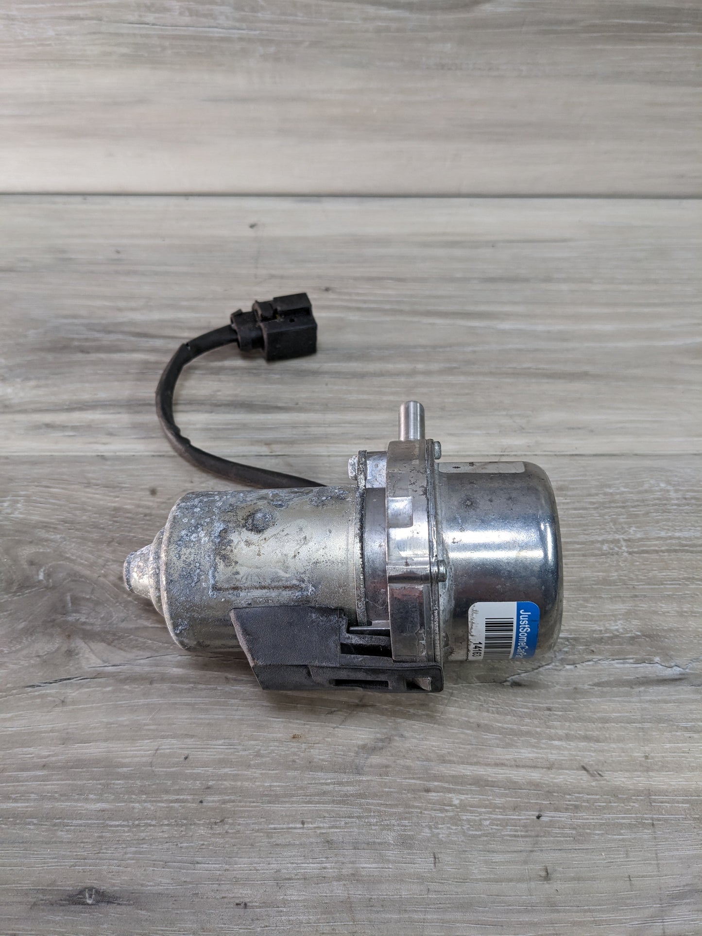 BMW 07-10 E93 M3 Brake Booster Vacuum Pump Pre LCI