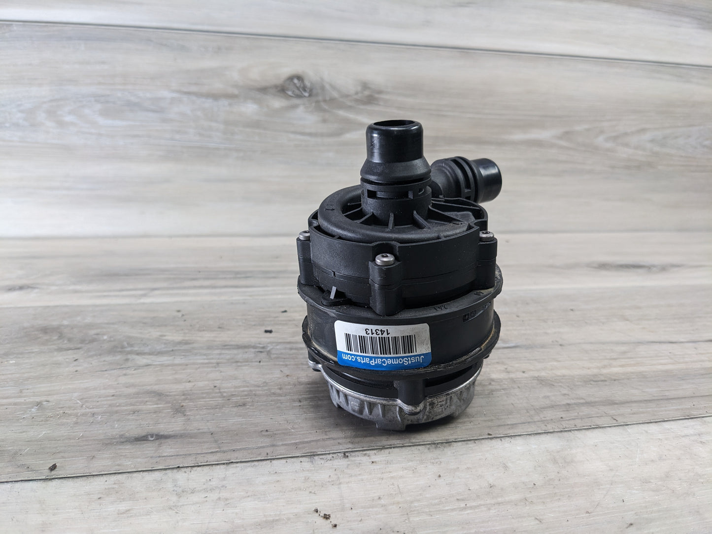 BMW 18-20 F22 M240xi Auxiliary Electric Water Pump LCI