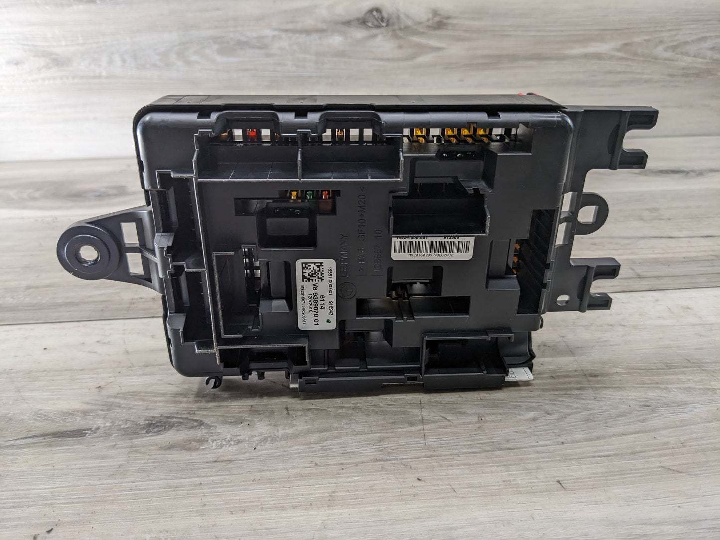 BMW 18-20 F22 M240xi Rear Power Distribution Fuse Box LCI