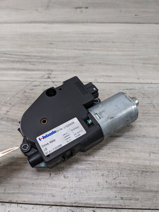 07-19 OEM BMW F10 F13 F20 F30 F32 F36 F80 F82 Sun Roof Motor Actuator