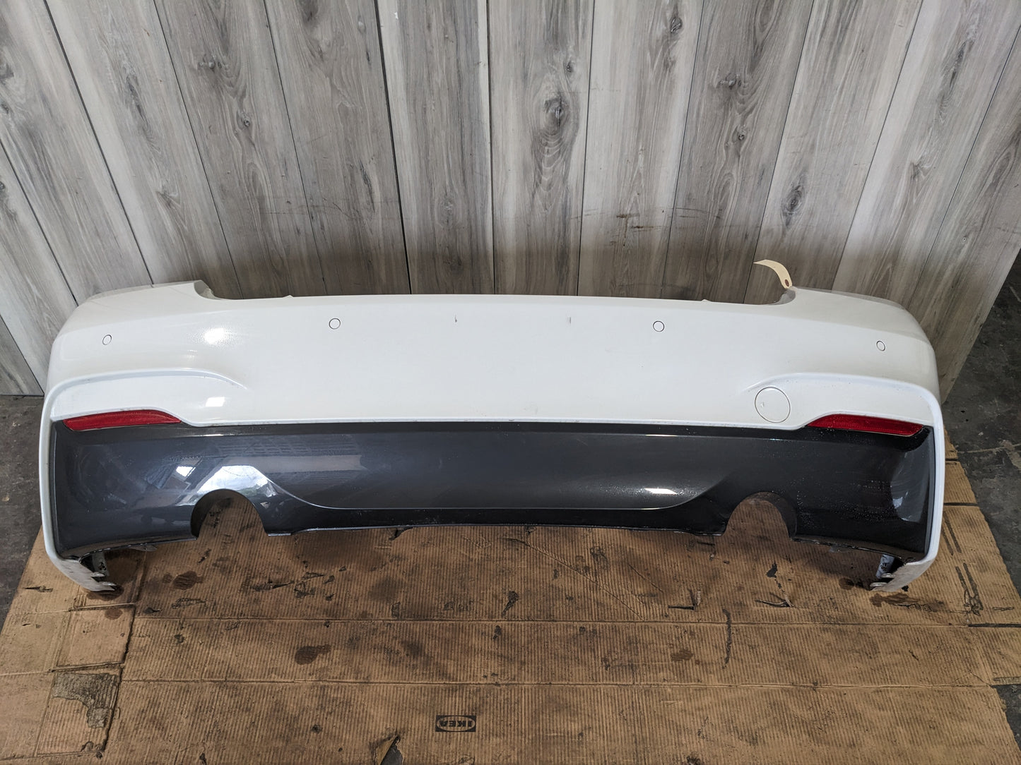 12-19 OEM BMW F22 F23 Rear M SPORT Bumper Cover PDC Complete White