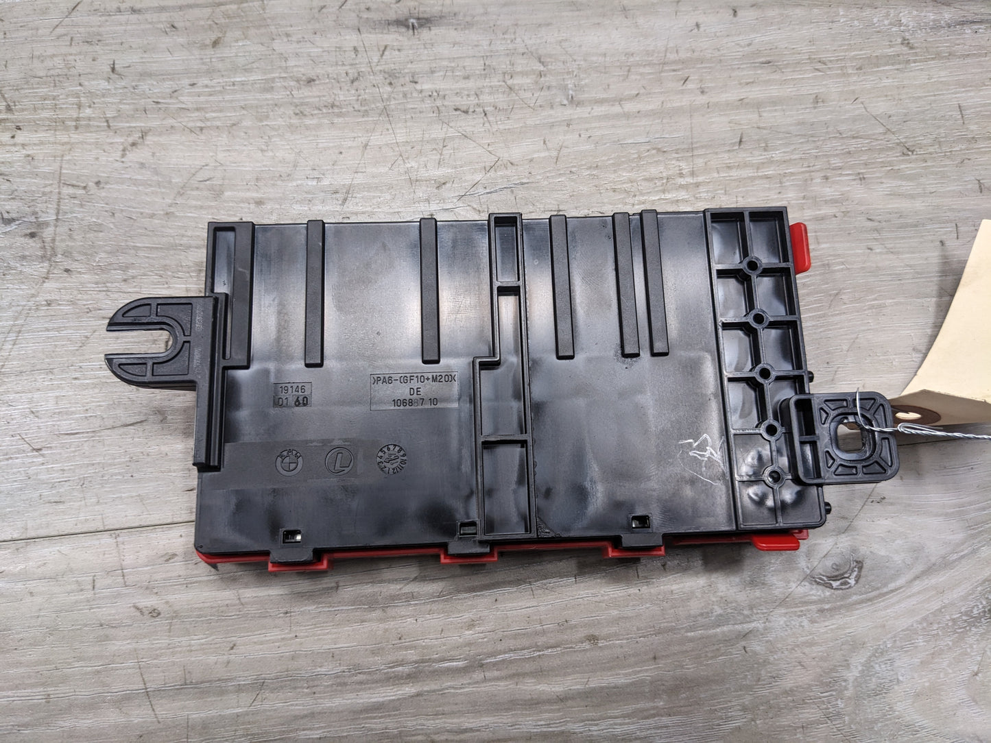 11-19 OEM BMW F22 F23 F30 F32 F36 F80 F82 F87 Positive Battery Power Fuse Box