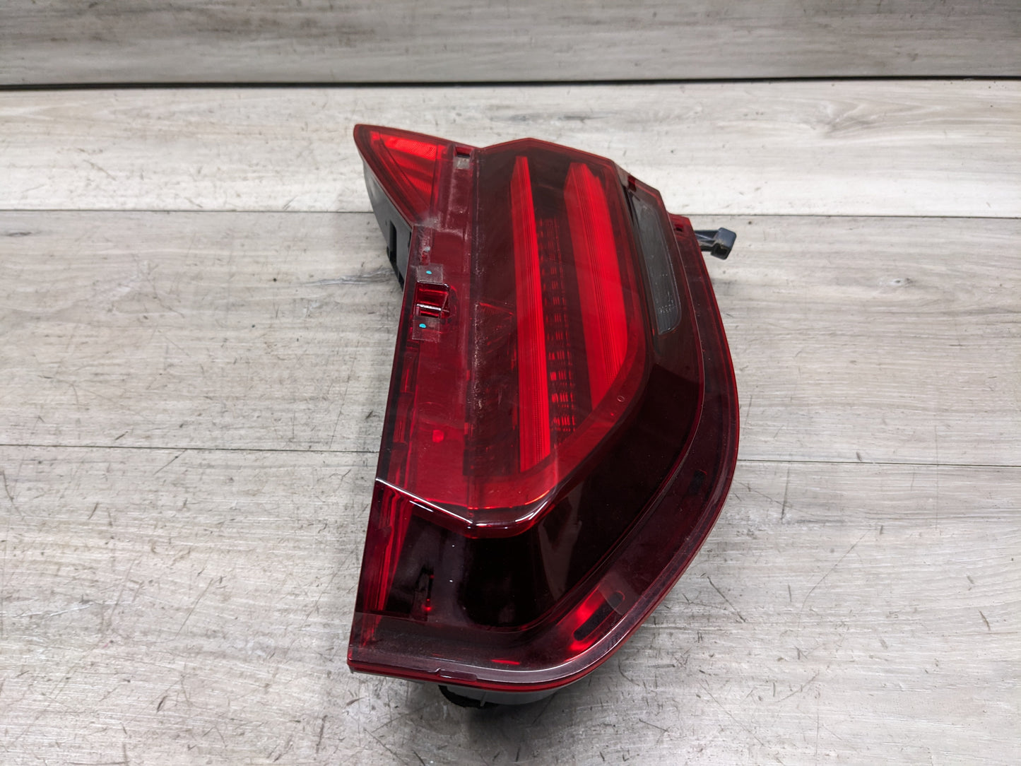 16-18 OEM BMW G11 G12 740 750 Rear Passenger Side LED Inner Stop Tail Light