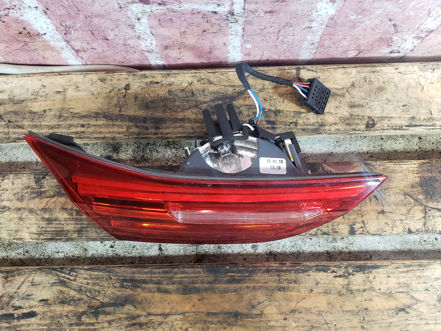 14-17 OEM BMW F32 F33 F36 F83 M4 Rear Left Driver Side Inner Tail Light