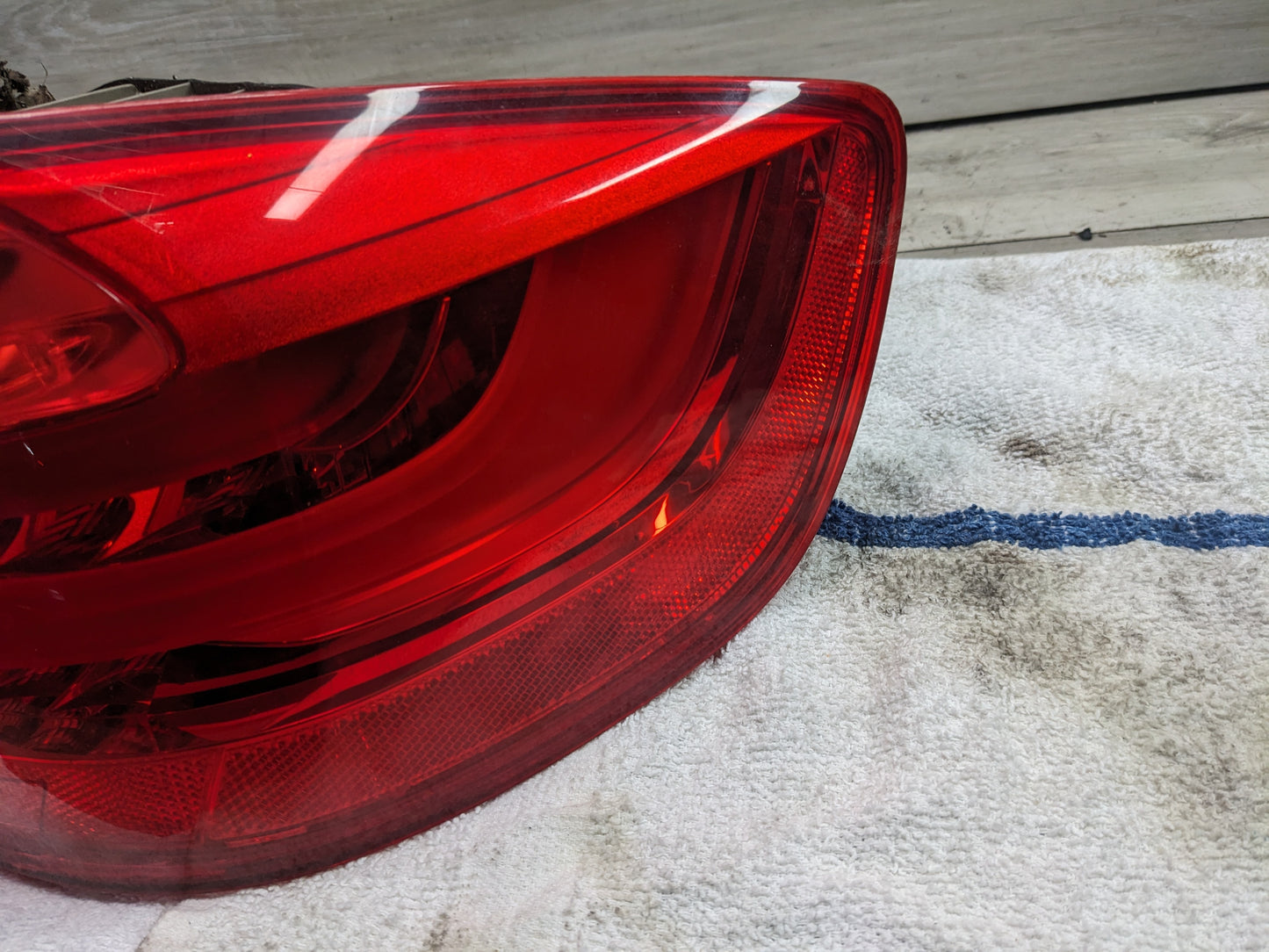 11-13 OEM BMW E92 328 335 M3 Coupe LCI Rear Right Passenger Outer Tail Light