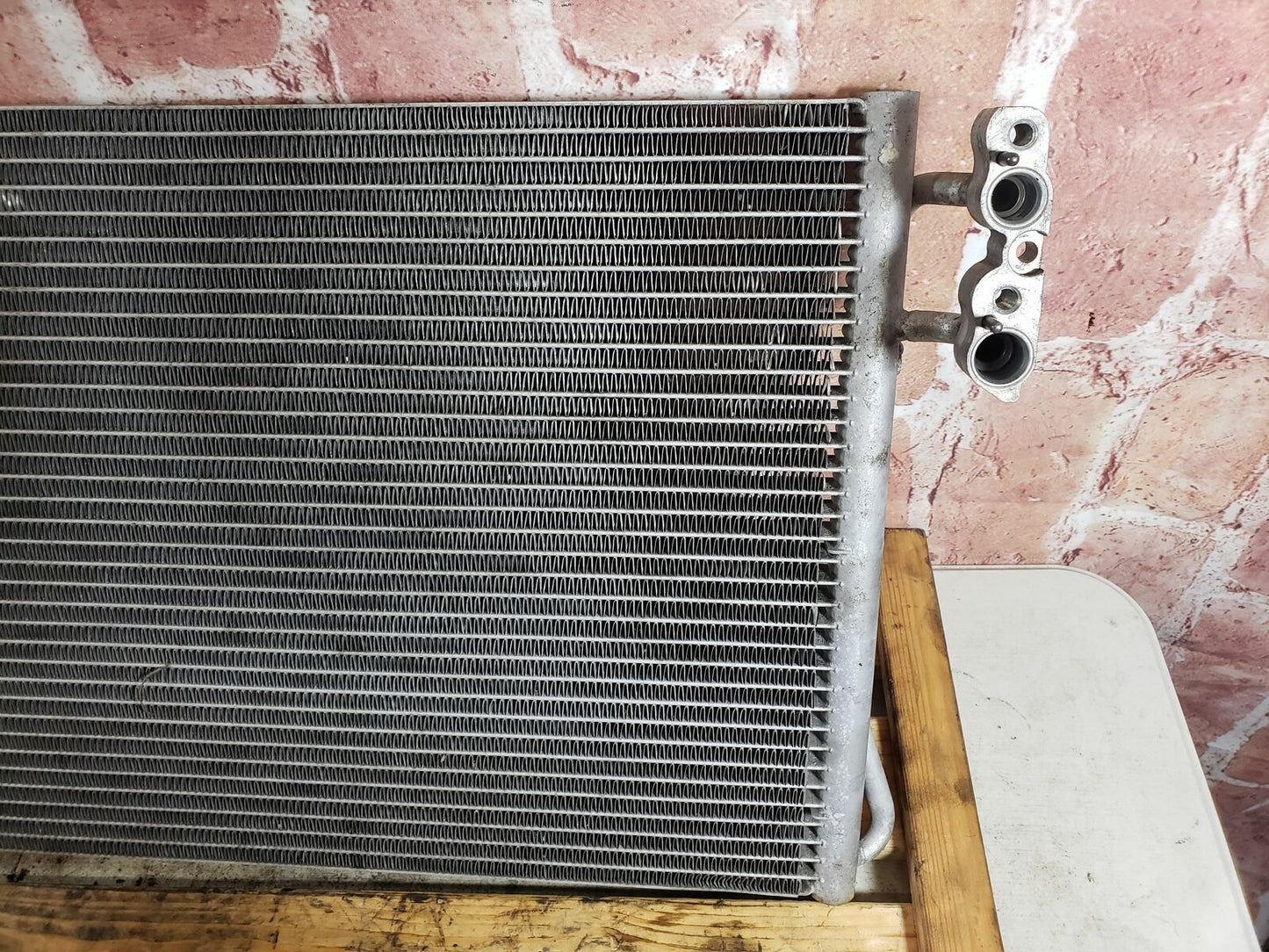 BMW 11-13 E92 A/C AIR CONDITION CONDENSER LCI