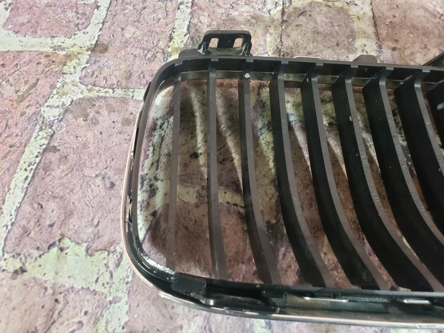 BMW 11-13 E93 Grille Kidney Frame Left N/S Chrome LCI