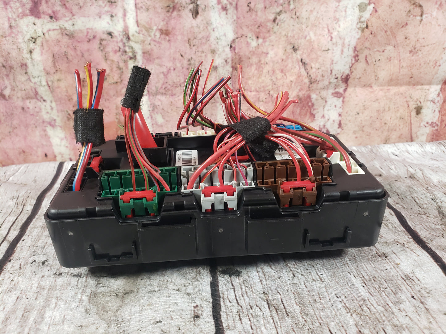 BMW 14-17 F32 435i Power Distribution Fuse Relay Box Module Pre LCI